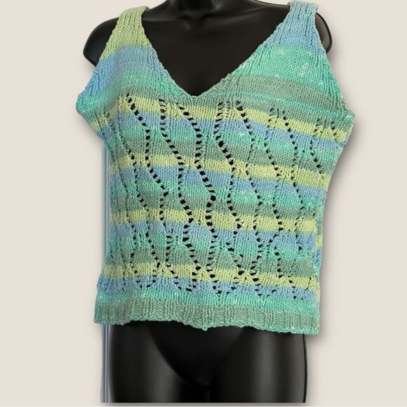 Blue knitted blouse size large handmade - Picture 2 of 7